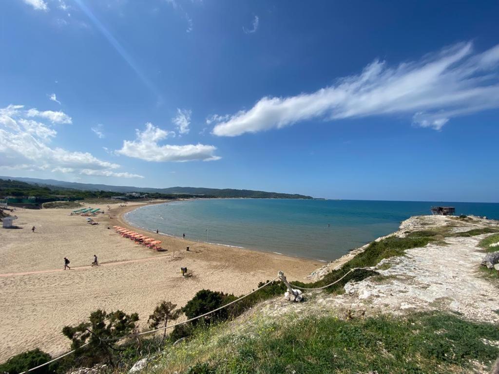 Appartamenti Le Porte Del Gargano Vieste Exteriör bild